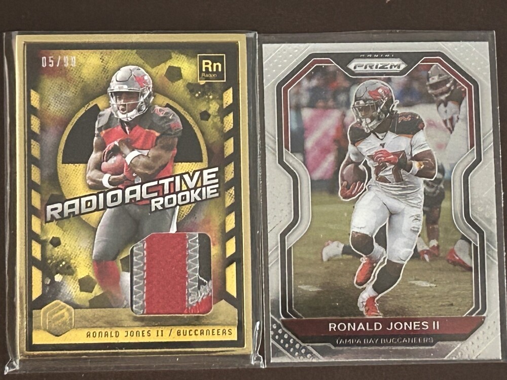 Ronald Jones II Radioactive Rookie Football Card 05/99 Buccaneers